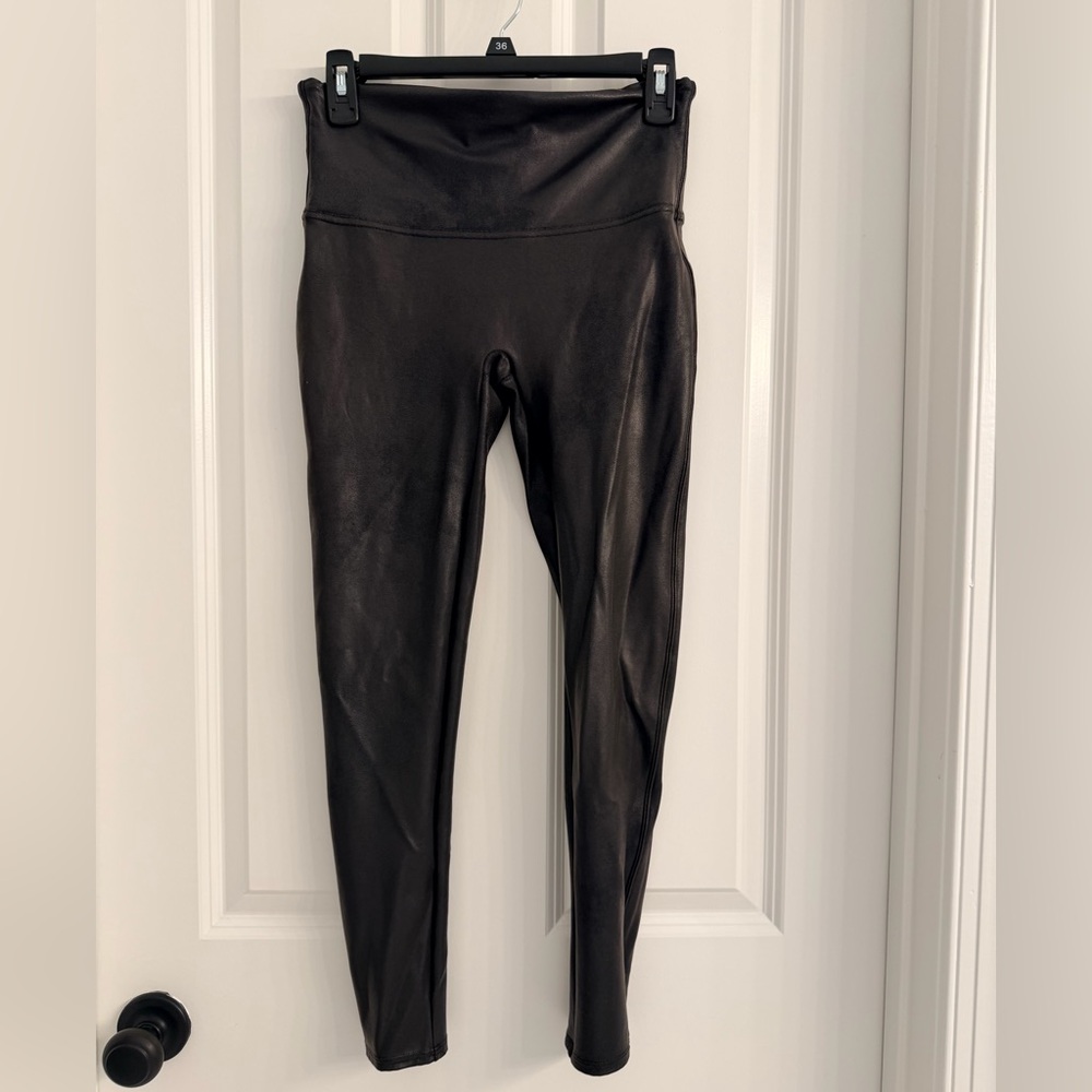 SPANX Black Faux Leather Leggings - petite
